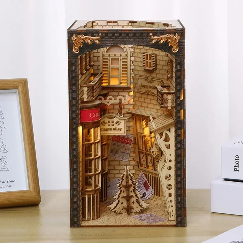 Book Nook Shelf Insert Alley Diy - Kit Rak Buku Miniatur DIY Kreatif